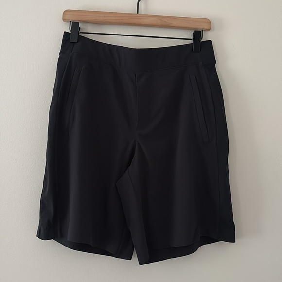 Athleta Brooklyn Bermuda Short Featherweight 9” Black Size 8 - Picture 15 of 16